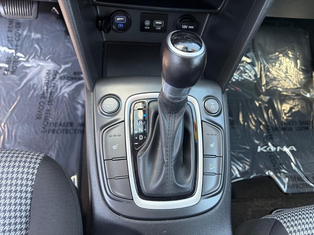 Hyundai Kona SEL Auto AWD 2021
