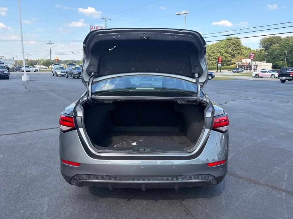 Nissan Sentra S CVT 2024