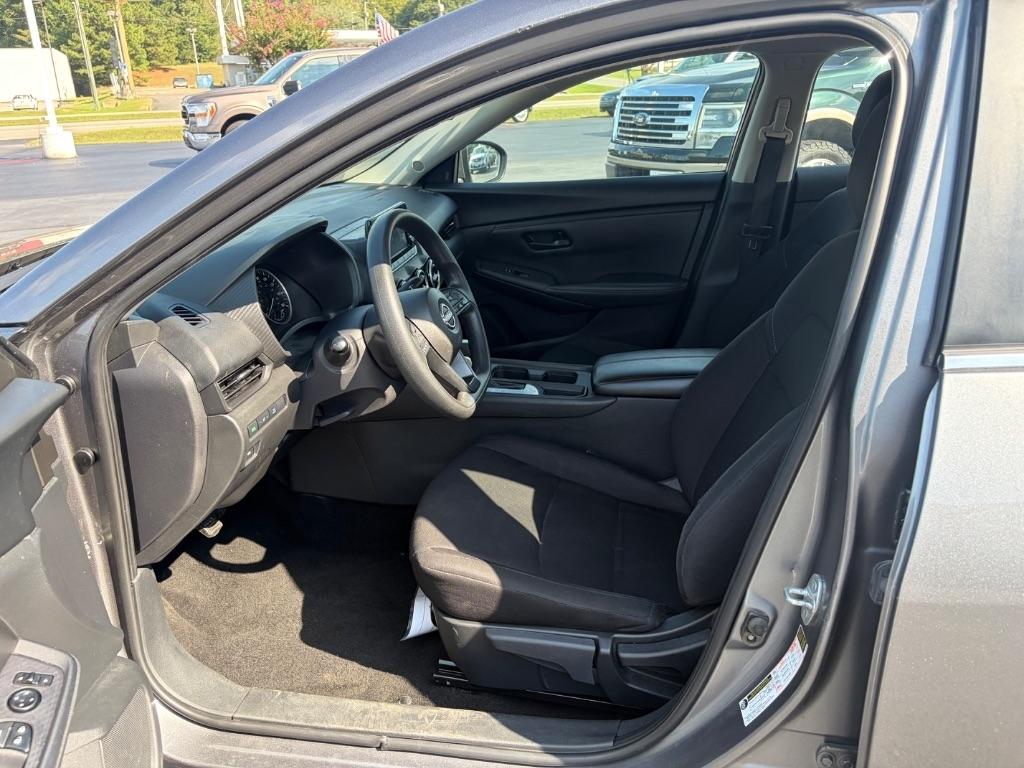 Nissan Sentra S CVT 2024