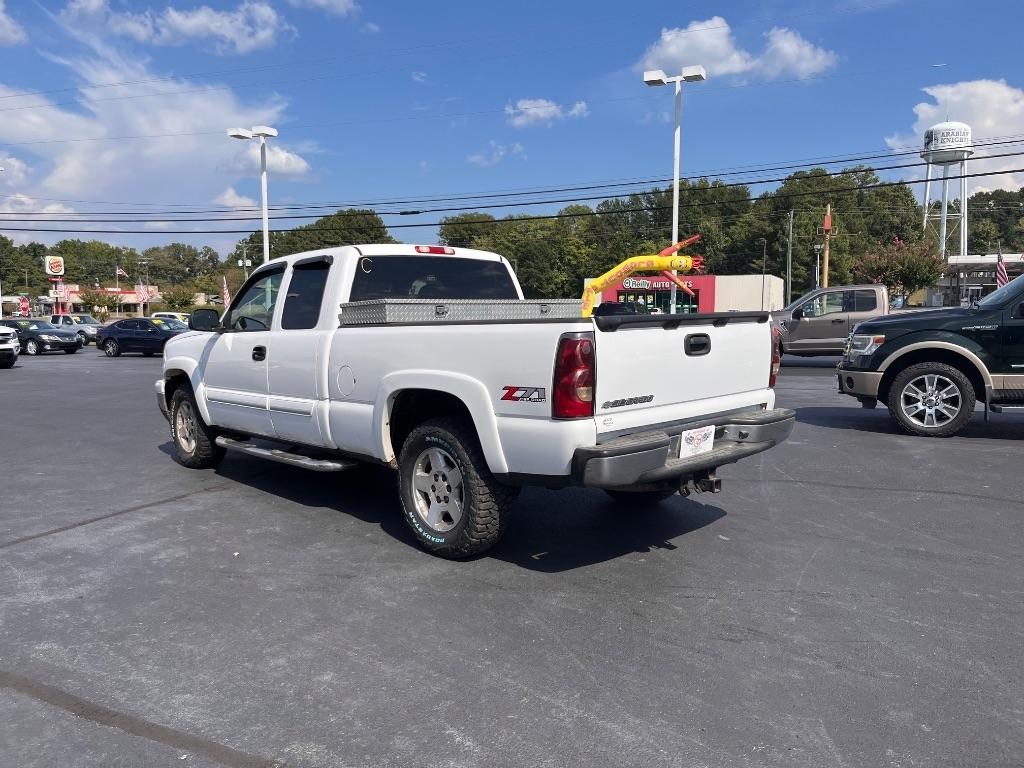 Chevrolet Silverado 1500 Ext Cab 143.5" WB 4WD LT1 2006