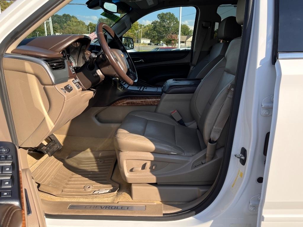 Chevrolet Suburban 2WD 4dr LTZ 2015
