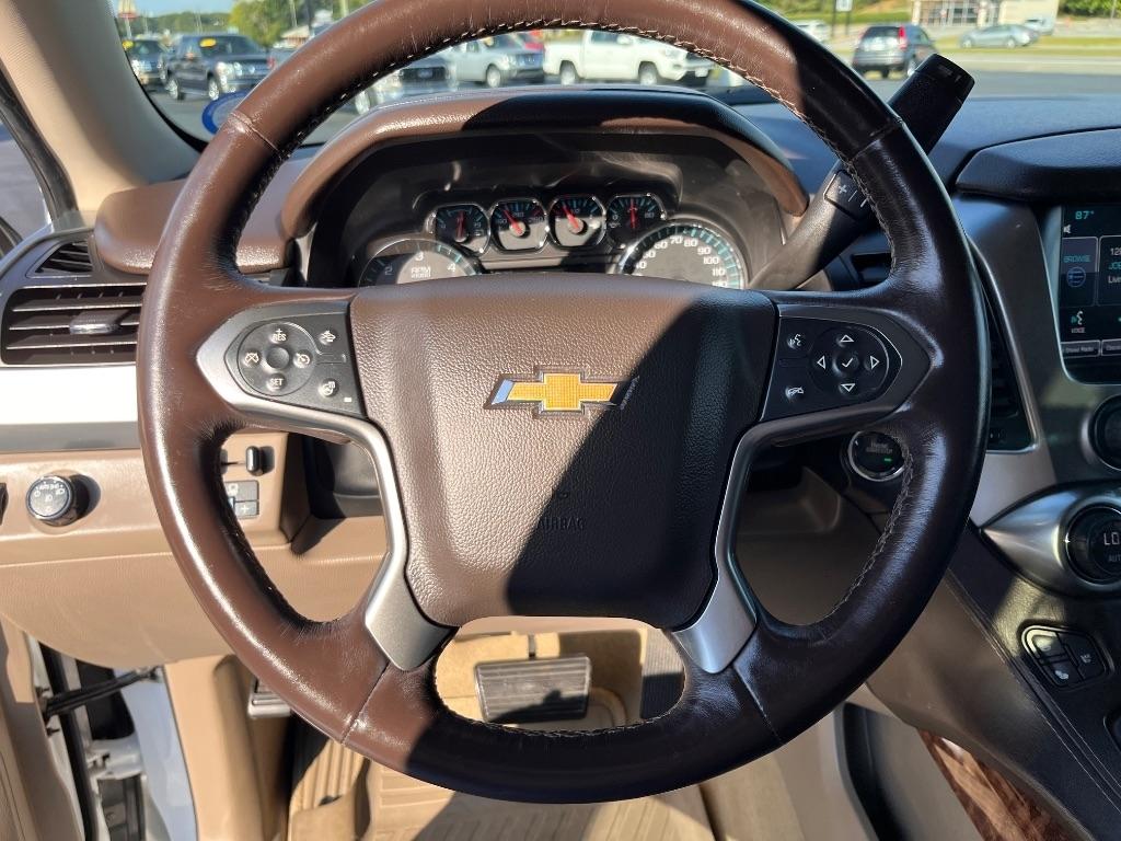 Chevrolet Suburban 2WD 4dr LTZ 2015