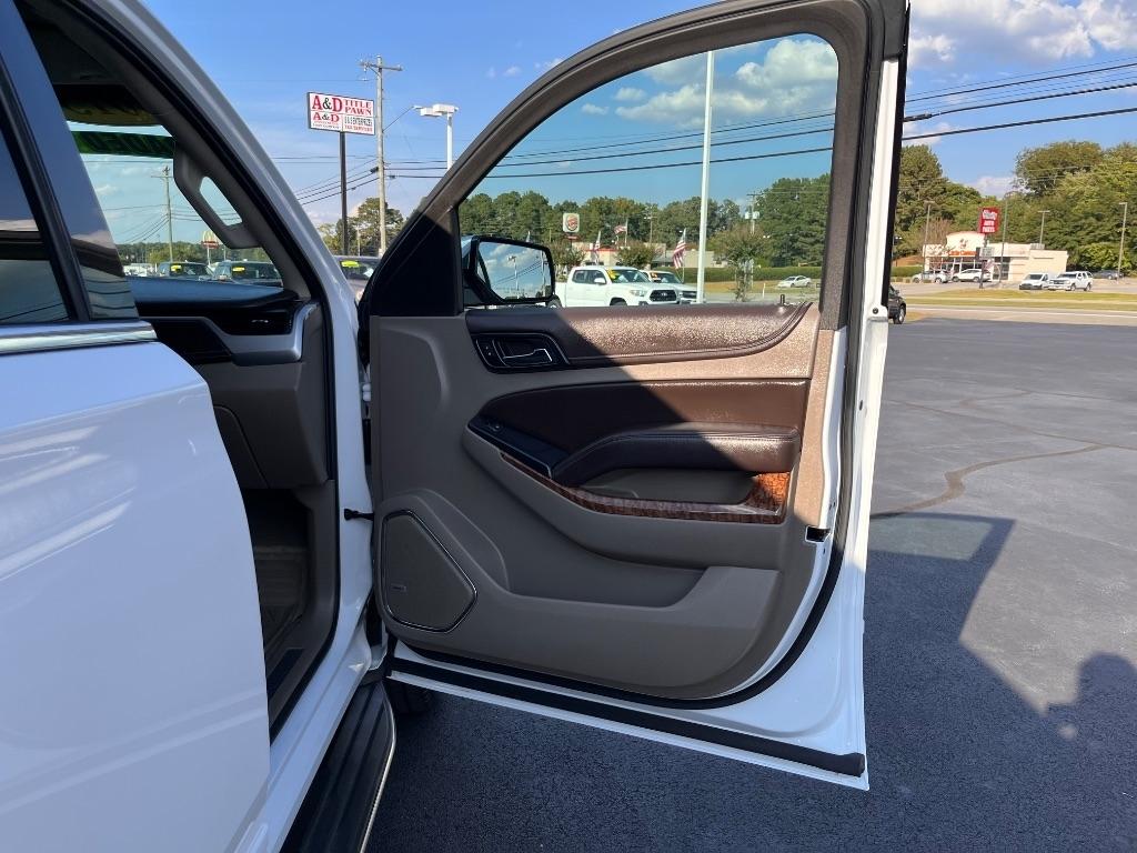 Chevrolet Suburban 2WD 4dr LTZ 2015