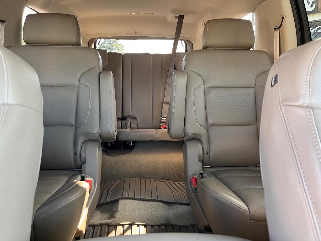 Chevrolet Suburban 2WD 4dr LTZ 2015
