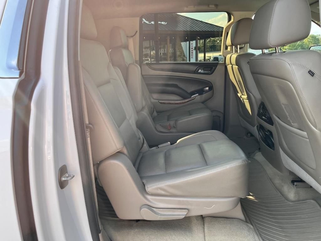 Chevrolet Suburban 2WD 4dr LTZ 2015