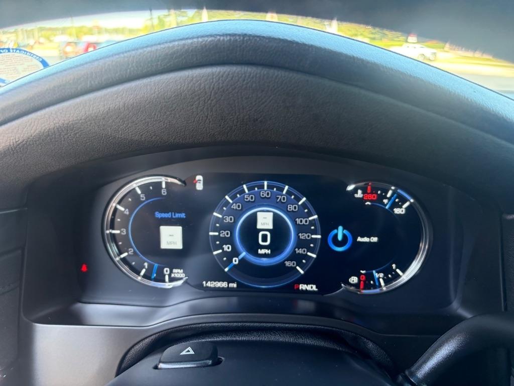 Cadillac Escalade ESV 2WD 4dr Premium Luxury 2018