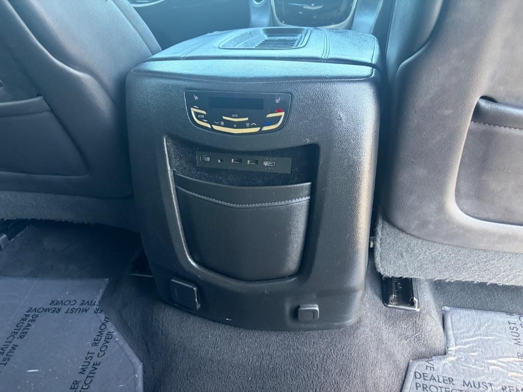 Cadillac Escalade ESV 2WD 4dr Premium Luxury 2018