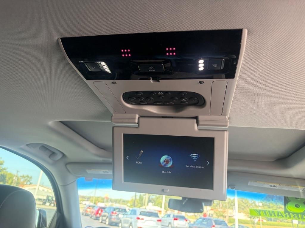 Cadillac Escalade ESV 2WD 4dr Premium Luxury 2018