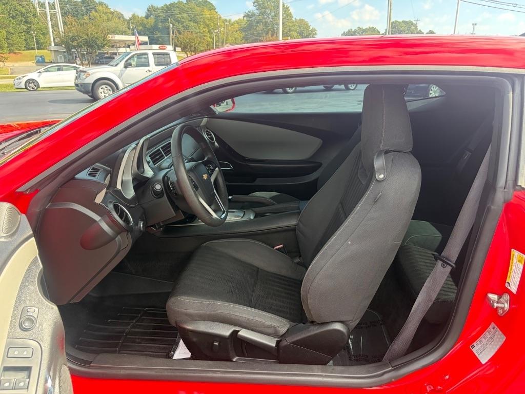 Chevrolet Camaro 2dr Cpe LS w/2LS 2015