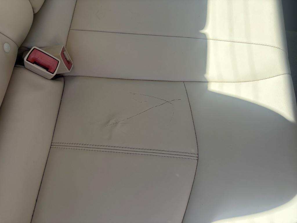 Chrysler Sebring 4dr Sdn Limited 2010