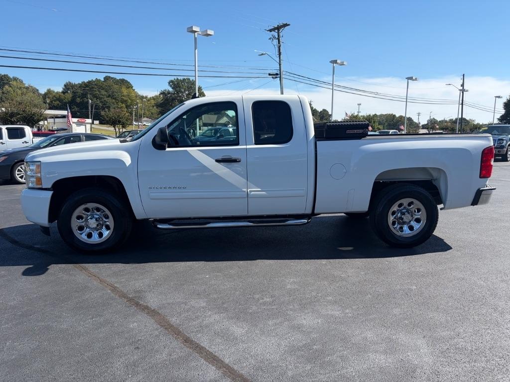 Chevrolet Silverado 1500 2WD Ext Cab 143.5" LS 2009