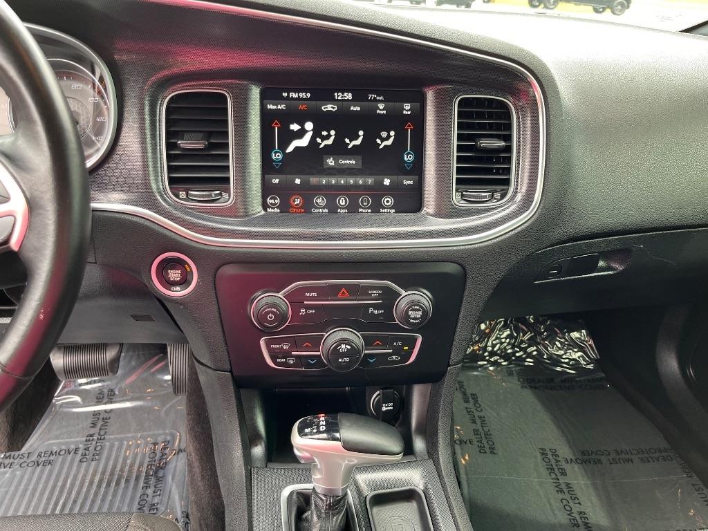 Dodge Charger SXT Plus RWD 2018