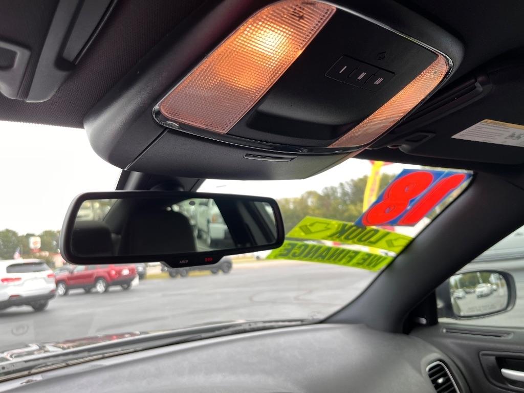 Dodge Charger SXT Plus RWD 2018