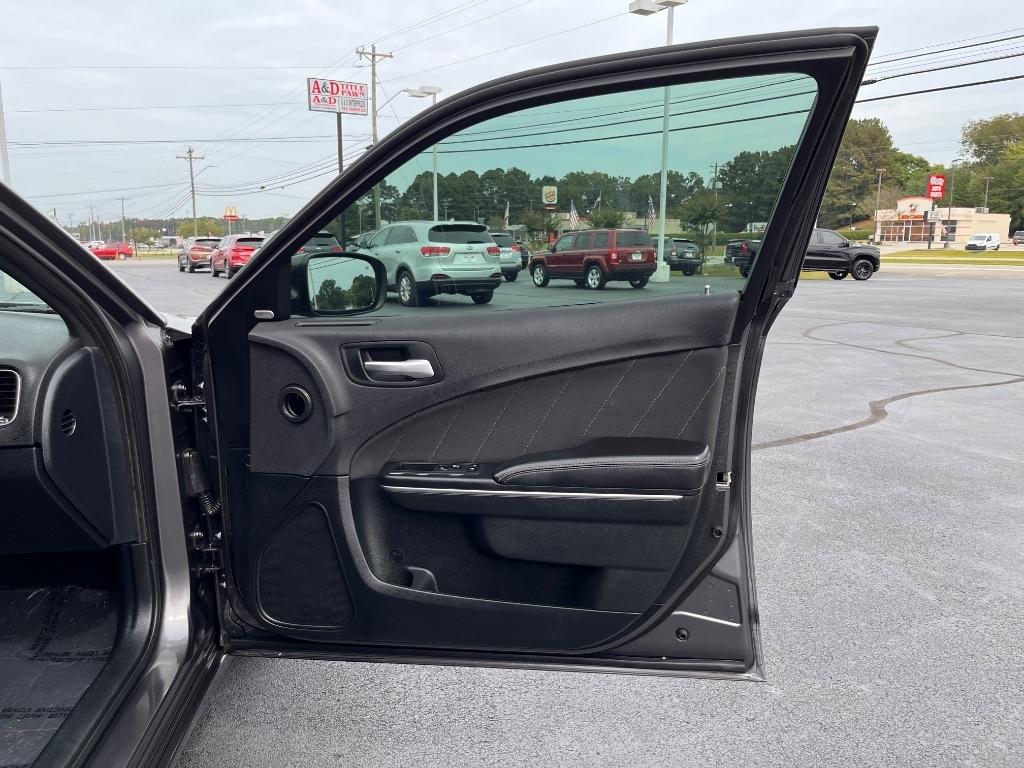 Dodge Charger SXT Plus RWD 2018