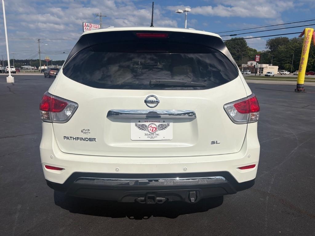 Nissan Pathfinder 2WD 4dr SL 2015