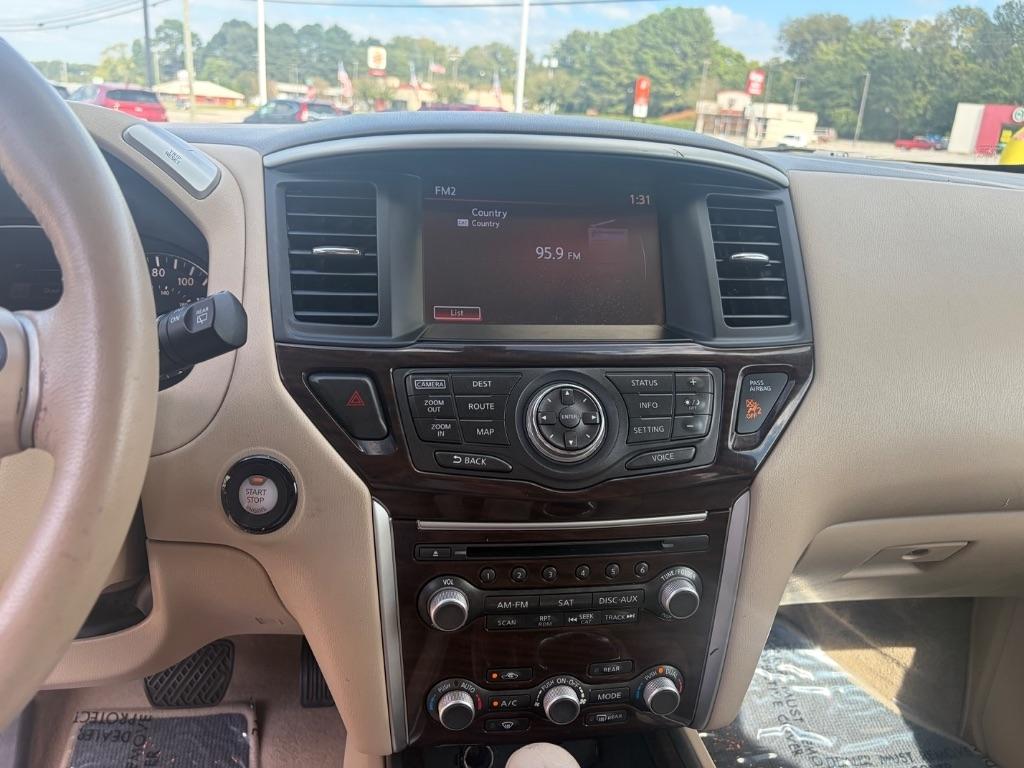 Nissan Pathfinder 2WD 4dr SL 2015