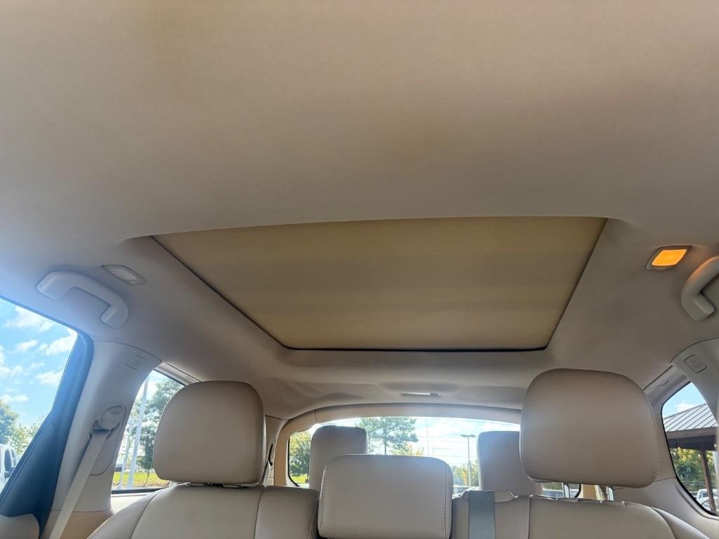 Nissan Pathfinder 2WD 4dr SL 2015
