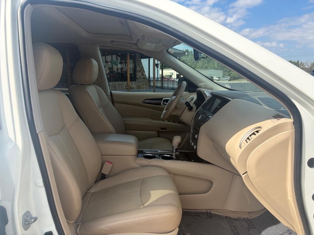 Nissan Pathfinder 2WD 4dr SL 2015