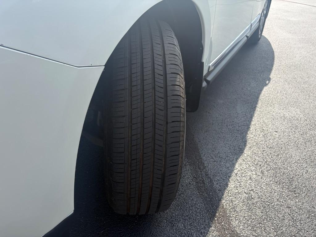 Nissan Pathfinder 2WD 4dr SL 2015