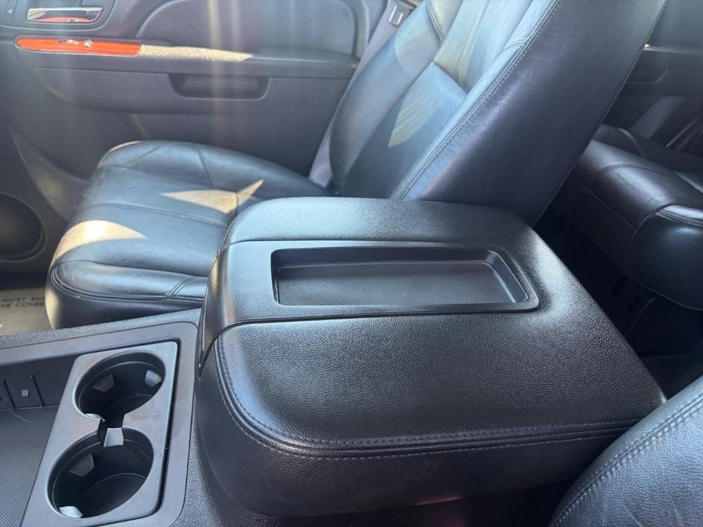 Chevrolet Tahoe 2WD 4dr 1500 LT 2013