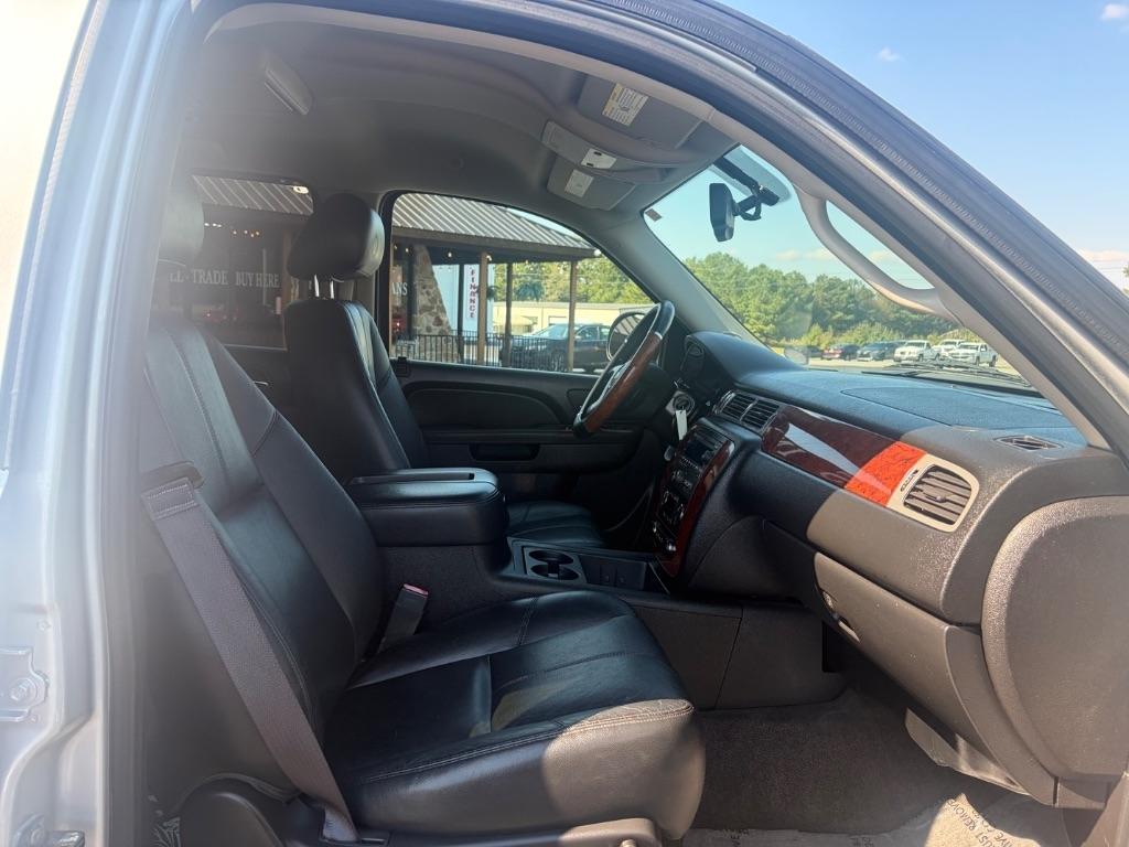 Chevrolet Tahoe 2WD 4dr 1500 LT 2013