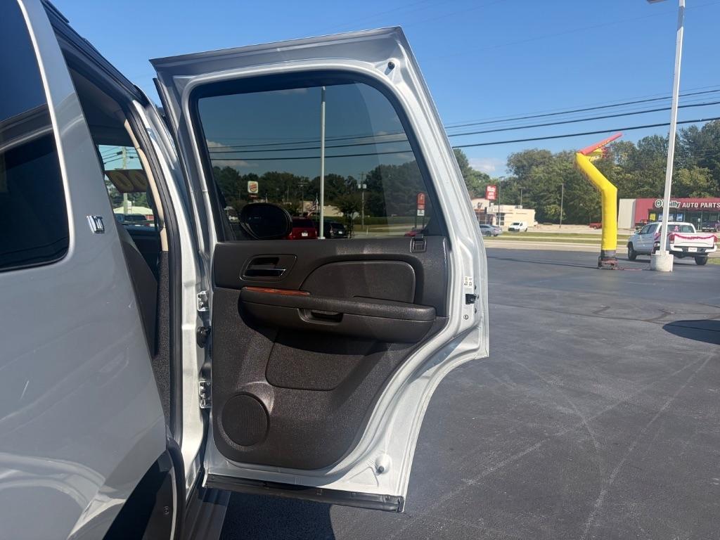Chevrolet Tahoe 2WD 4dr 1500 LT 2013