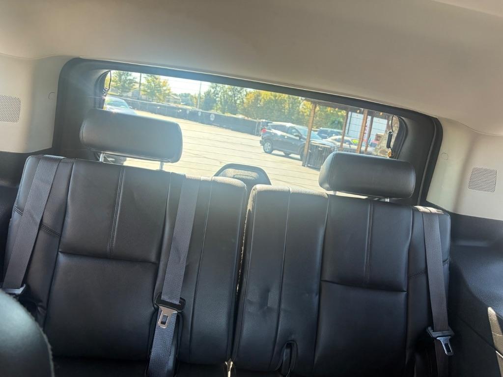 Chevrolet Tahoe 2WD 4dr 1500 LT 2013