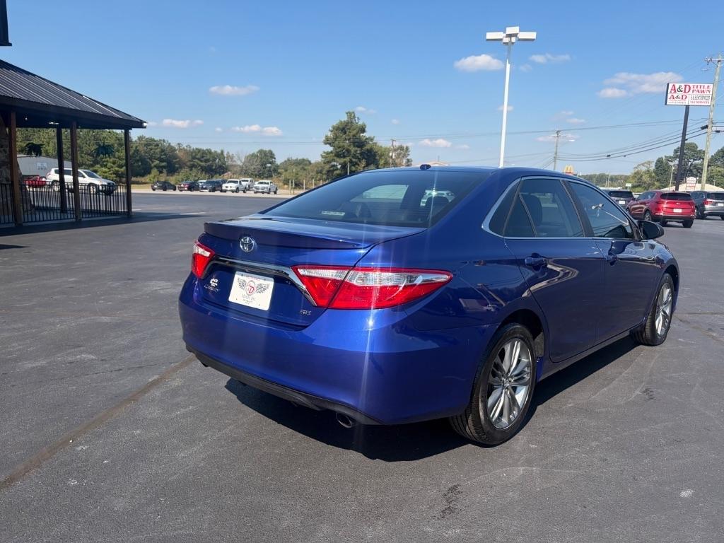 Toyota Camry 4dr Sdn I4 Auto SE w/Special Edition Pkg (Natl) 2016