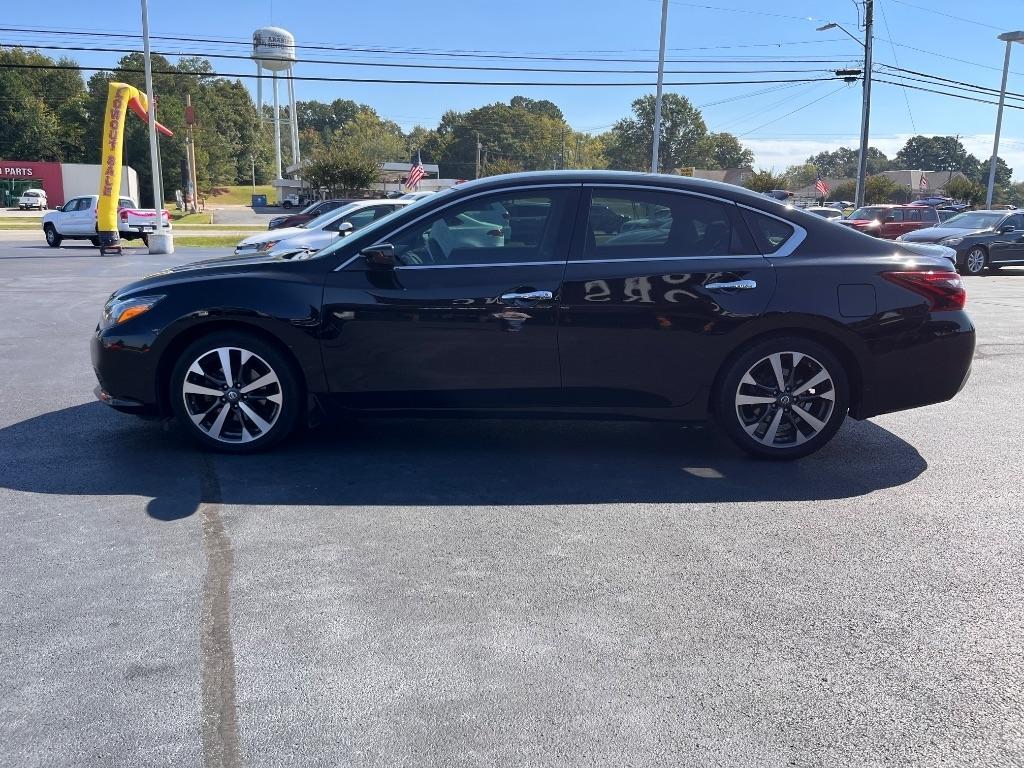 Nissan Altima 2017.5 2.5 SR Sedan 2017
