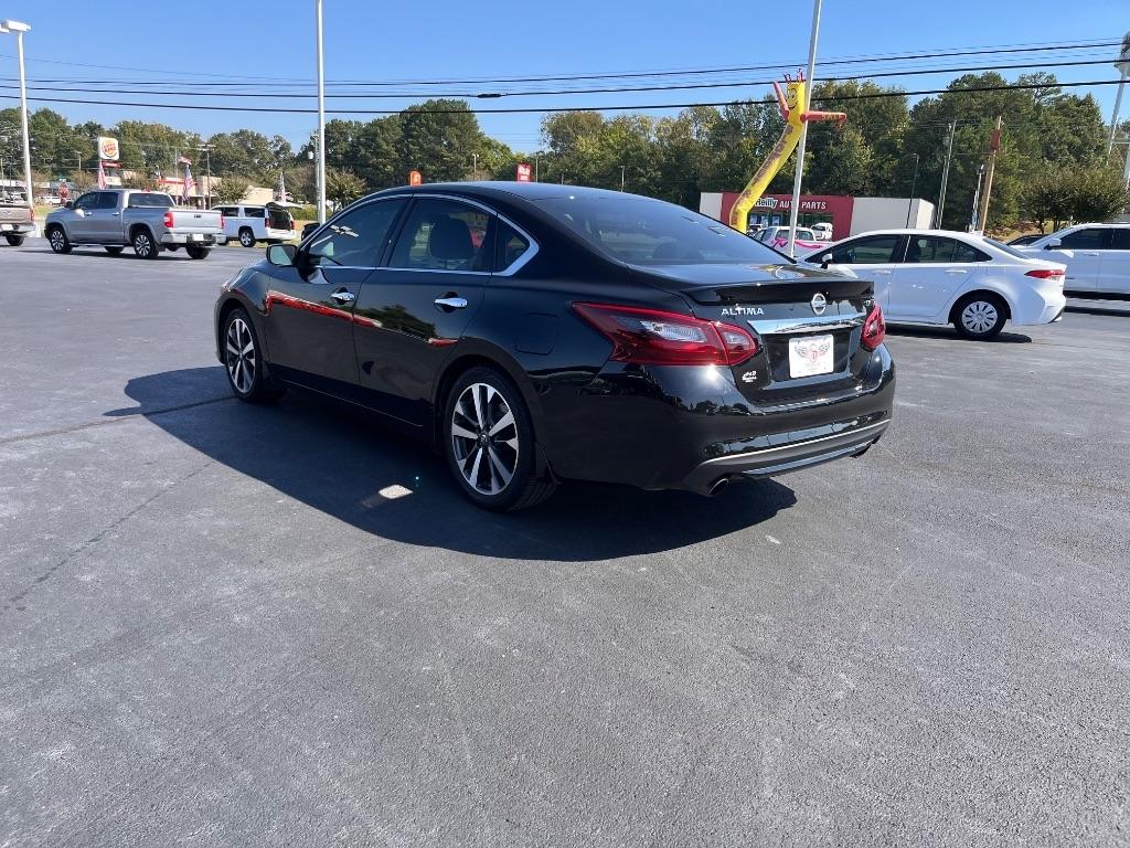 Nissan Altima 2017.5 2.5 SR Sedan 2017
