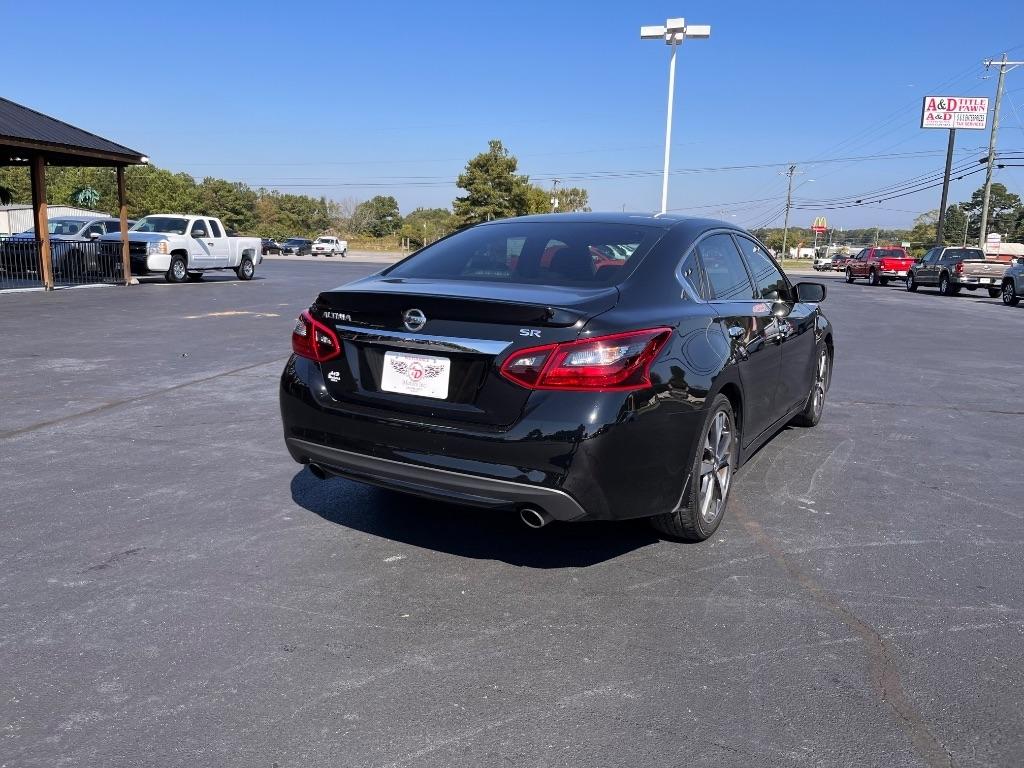 Nissan Altima 2017.5 2.5 SR Sedan 2017