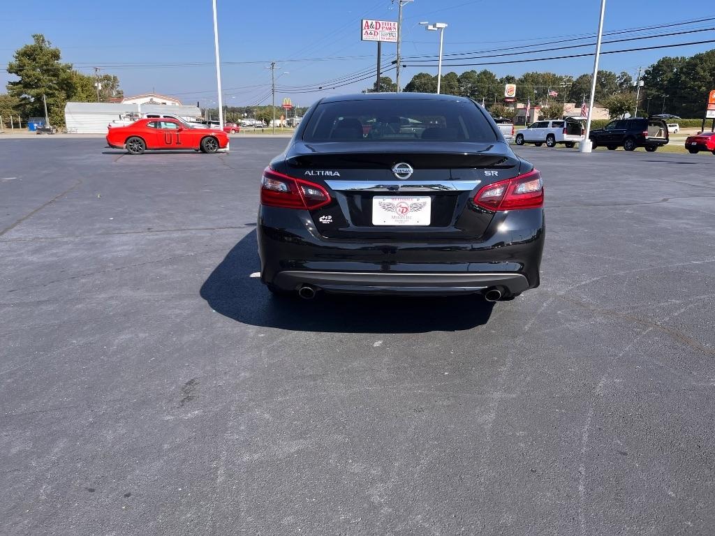 Nissan Altima 2017.5 2.5 SR Sedan 2017