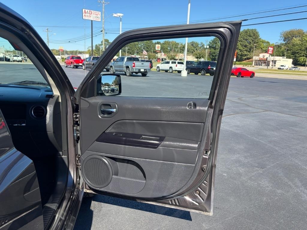 Jeep Patriot FWD 4dr Altitude 2014