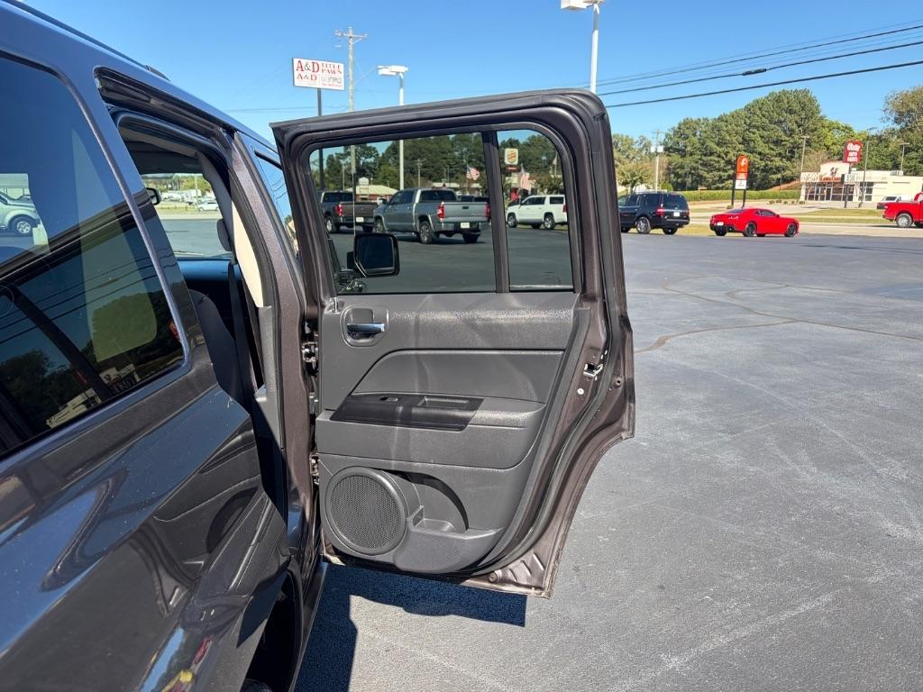 Jeep Patriot FWD 4dr Altitude 2014