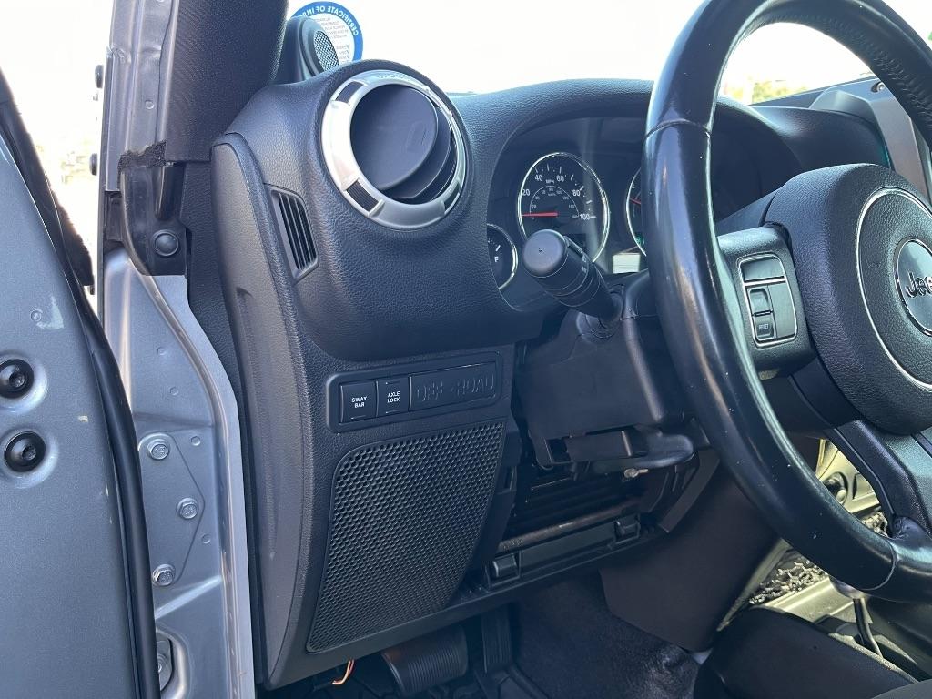 Jeep Wrangler Unlimited 4WD 4dr Rubicon 2014