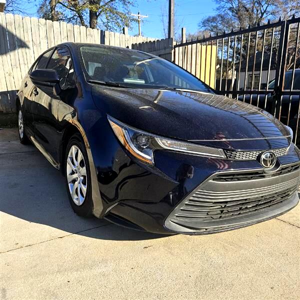 2023 Toyota Corolla LE's photo