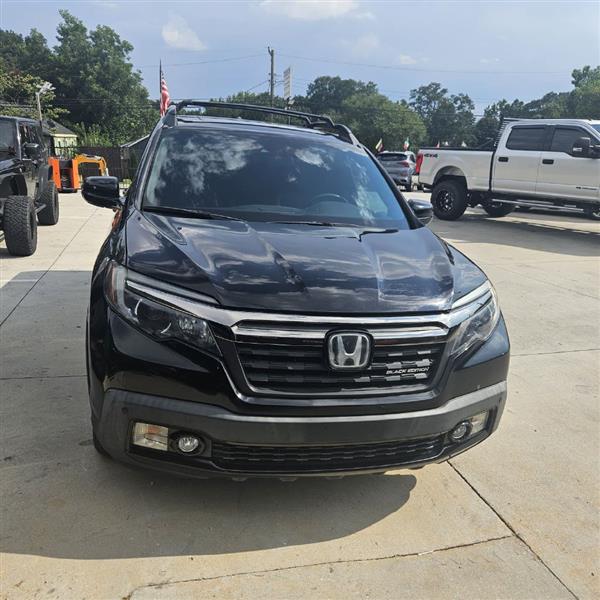 2018 Honda Ridgeline Black Edition's photo
