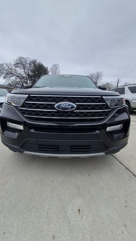 2023 Ford Explorer XLT AWD