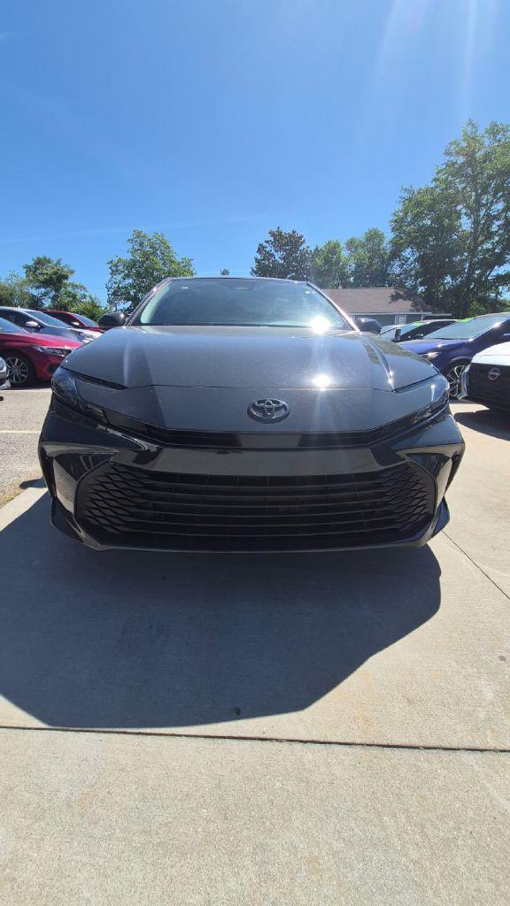 2025 Toyota Camry Hybrid XLE
