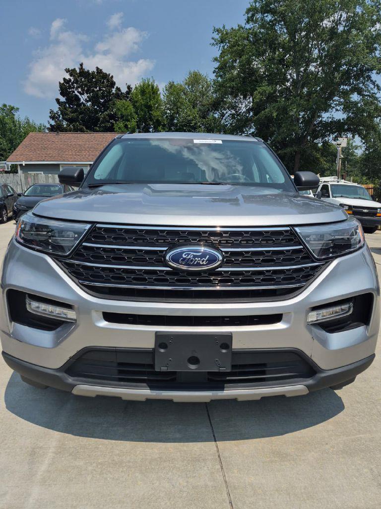 2024 Ford Explorer XLT AWD