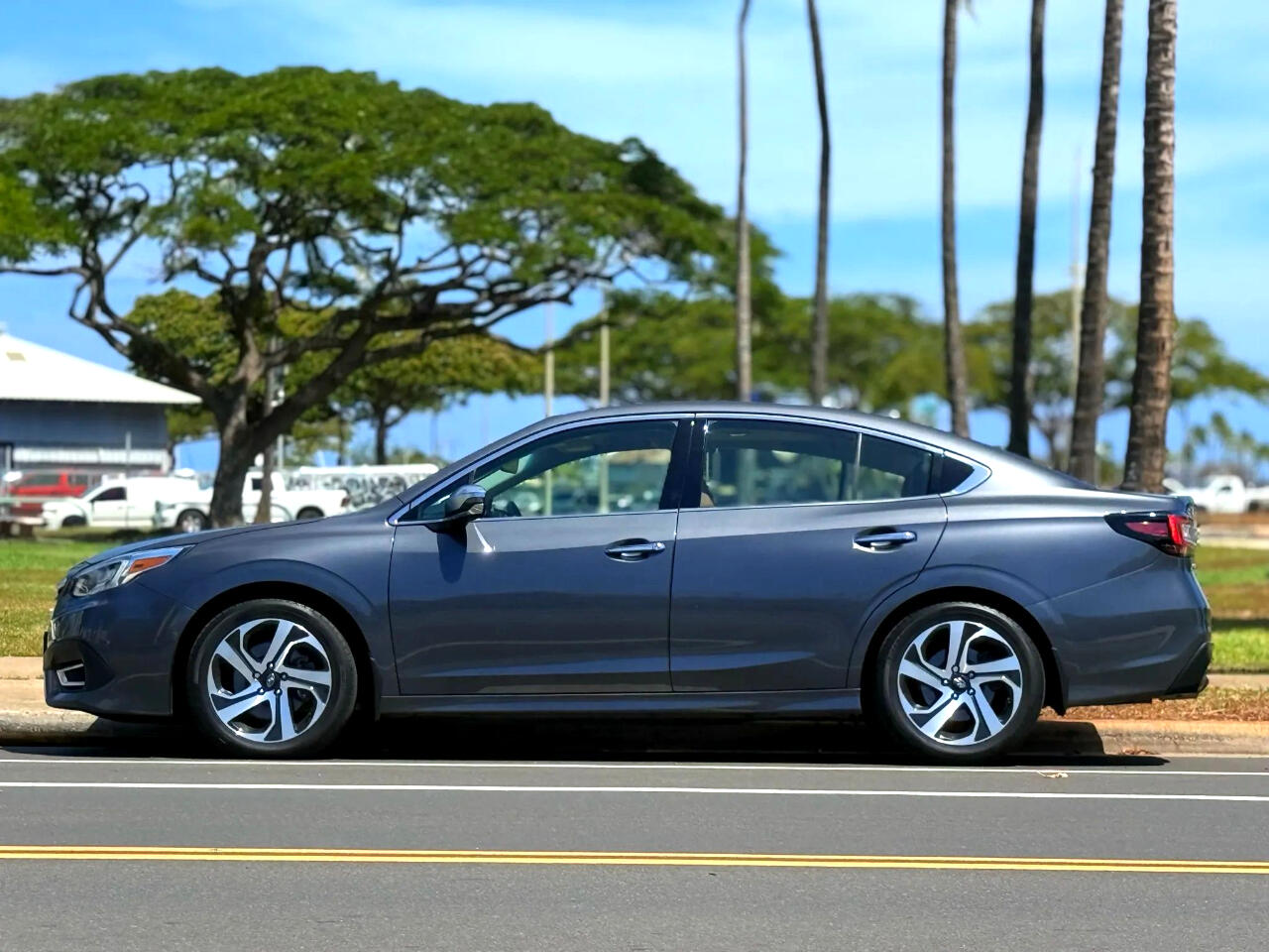 2021 Subaru Legacy Touring XT photo 2