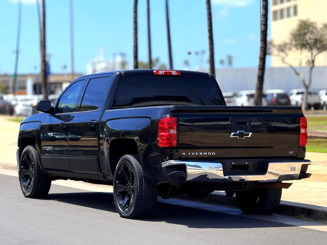 2018 Chevrolet Silverado 1500 photo 3