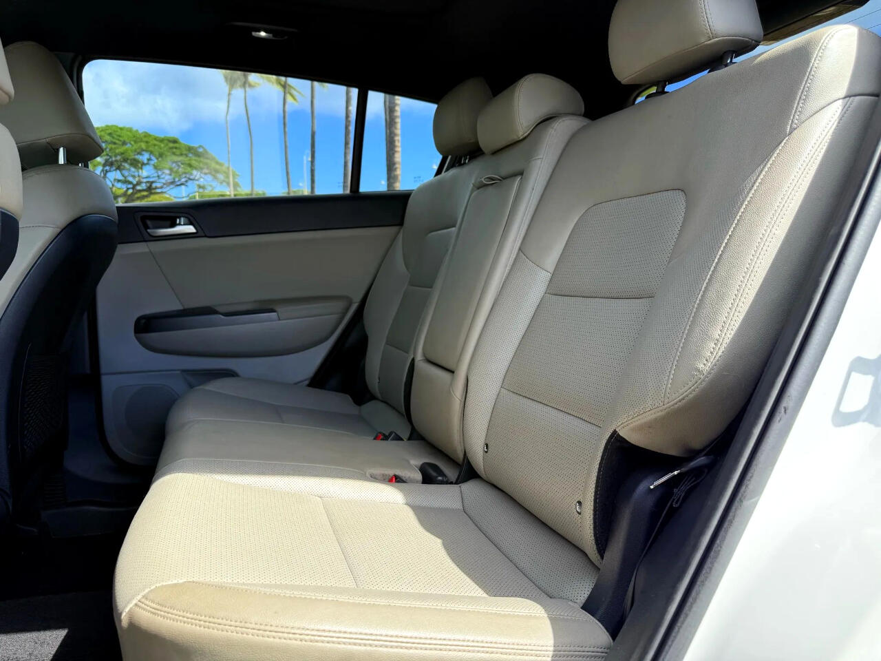 2022 Kia Sportage Nightfall Edition photo 11