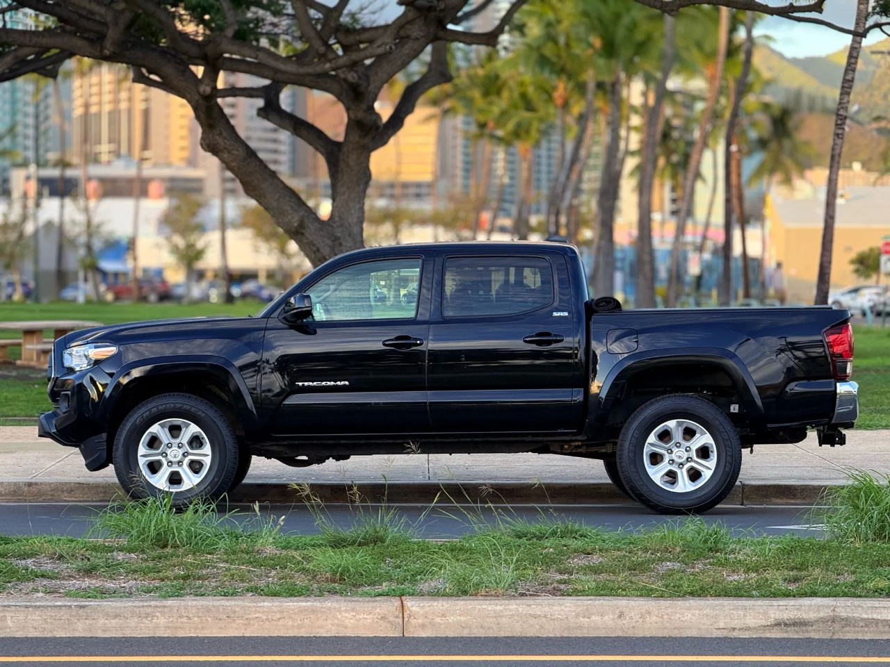 Toyota Tacoma 2WD TRD Off Road Double Cab 5' Bed V6 AT (Natl) 2022