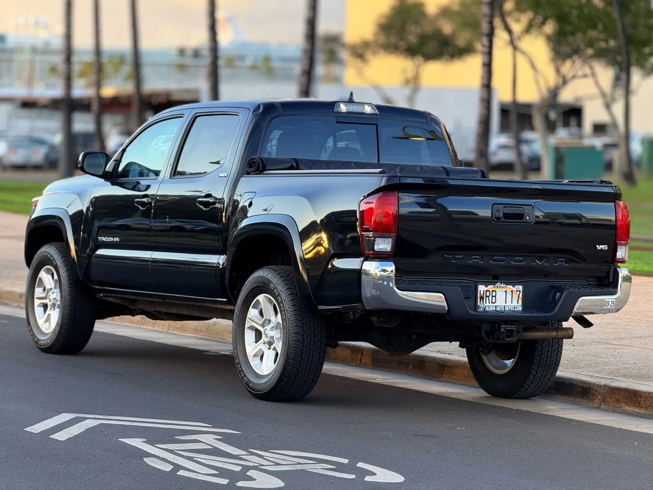 Toyota Tacoma 2WD TRD Off Road Double Cab 5' Bed V6 AT (Natl) 2022