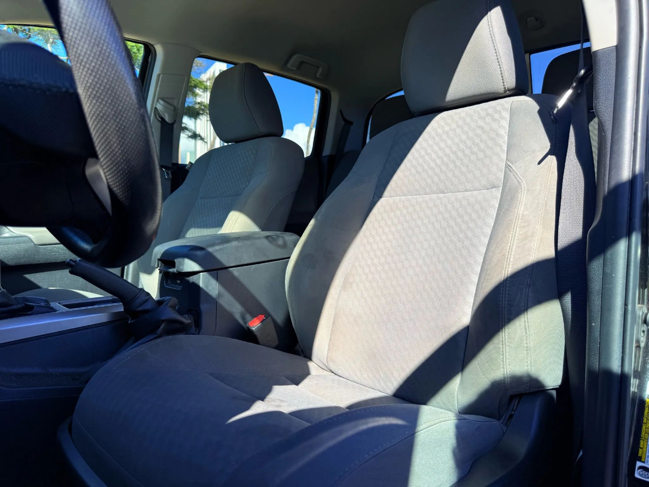 Toyota Tacoma 2WD TRD Off Road Double Cab 5' Bed V6 AT (Natl) 2022