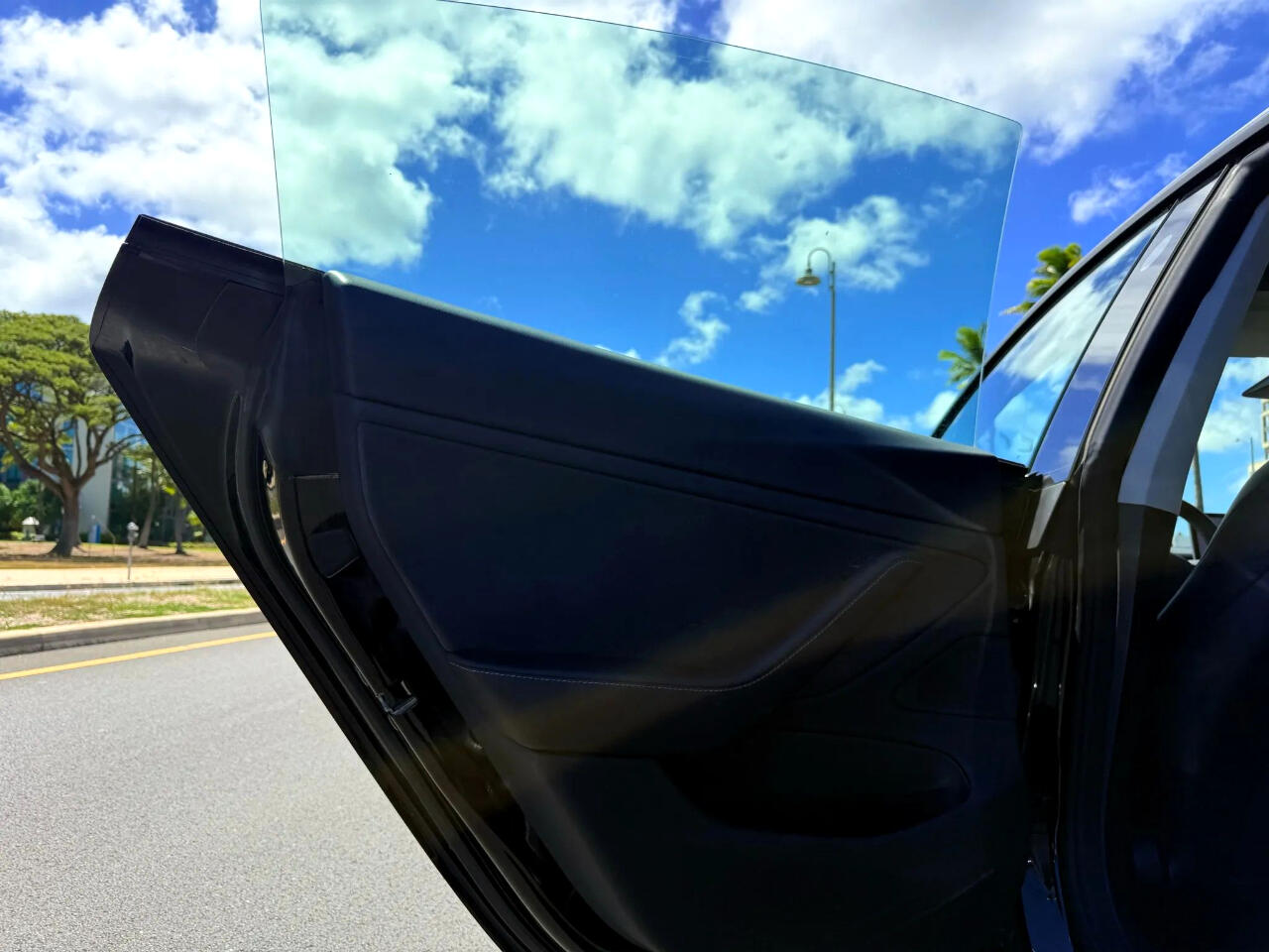 2021 Tesla Model 3 Performance photo 15