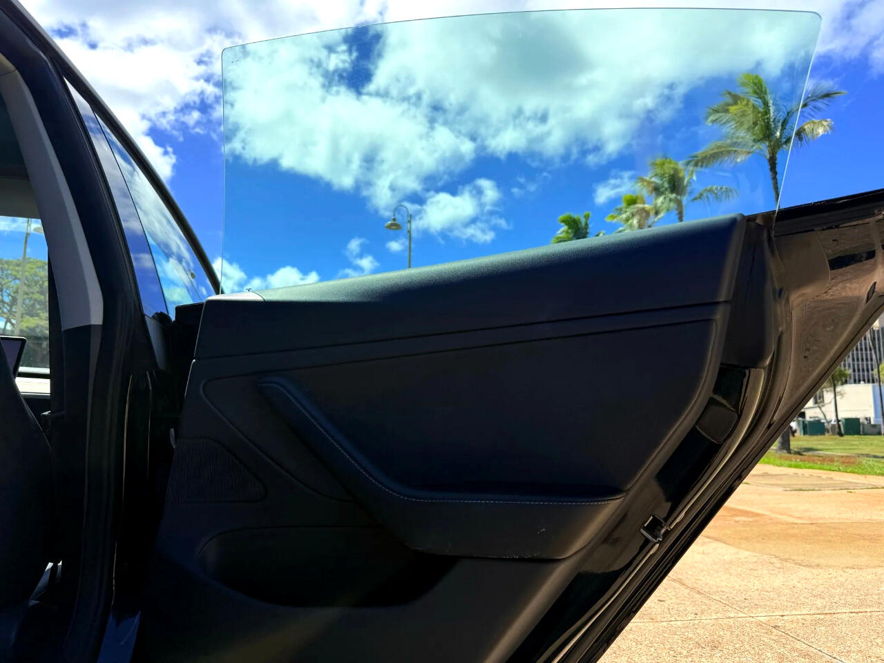 2021 Tesla Model 3 Performance photo 16