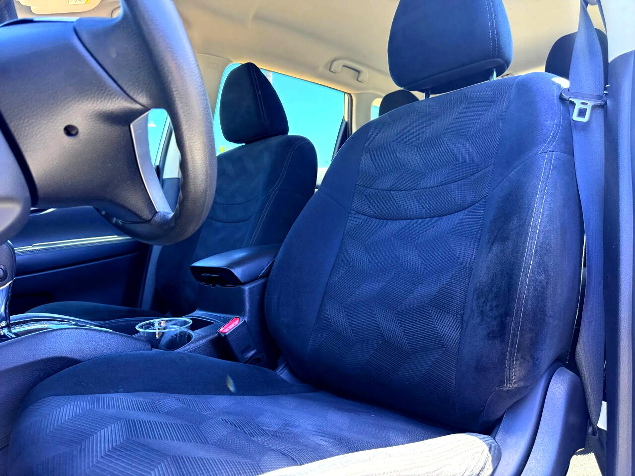 2016 Nissan Rogue SV photo 7