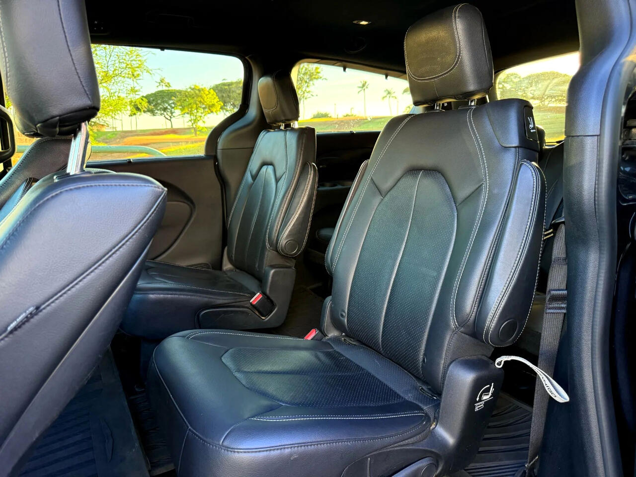 2019 Chrysler Pacifica Touring Plus photo 10